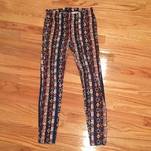 Forever 21 Aztec leggings